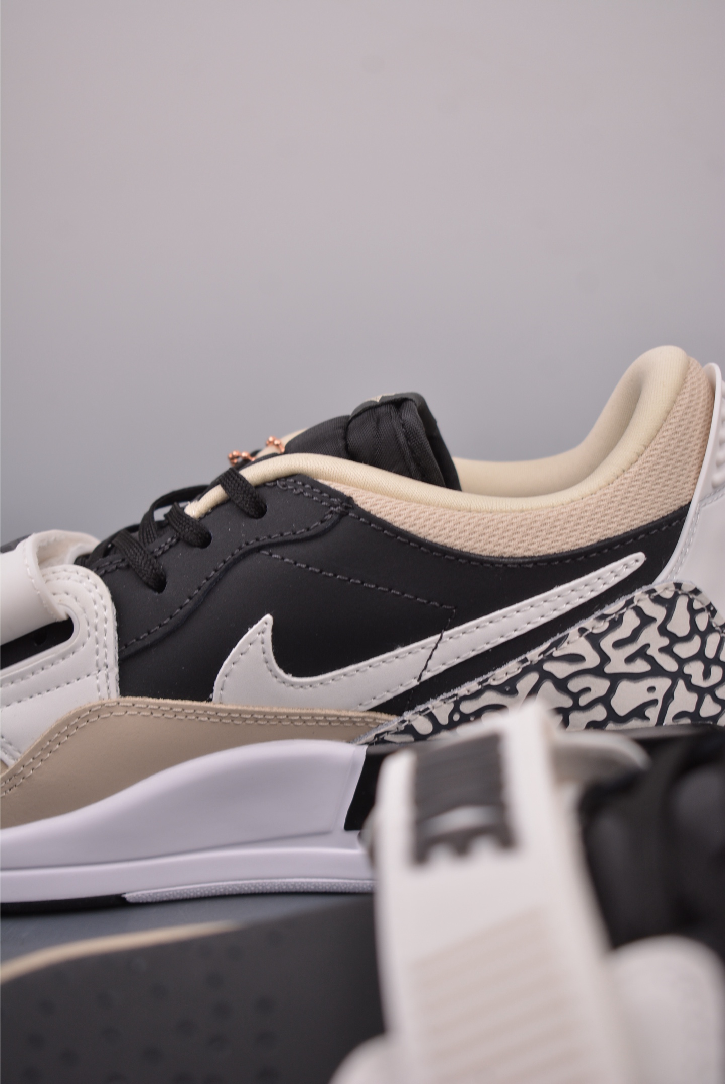 Nike Air Jordan Legacy 312 Low Beige Black