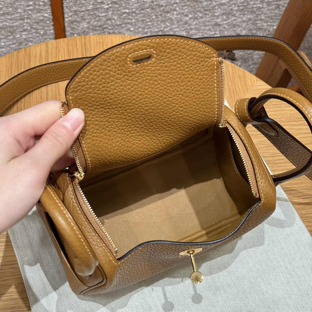 Hermès Lindy 2SSesame Handbag (Handmade to Order)