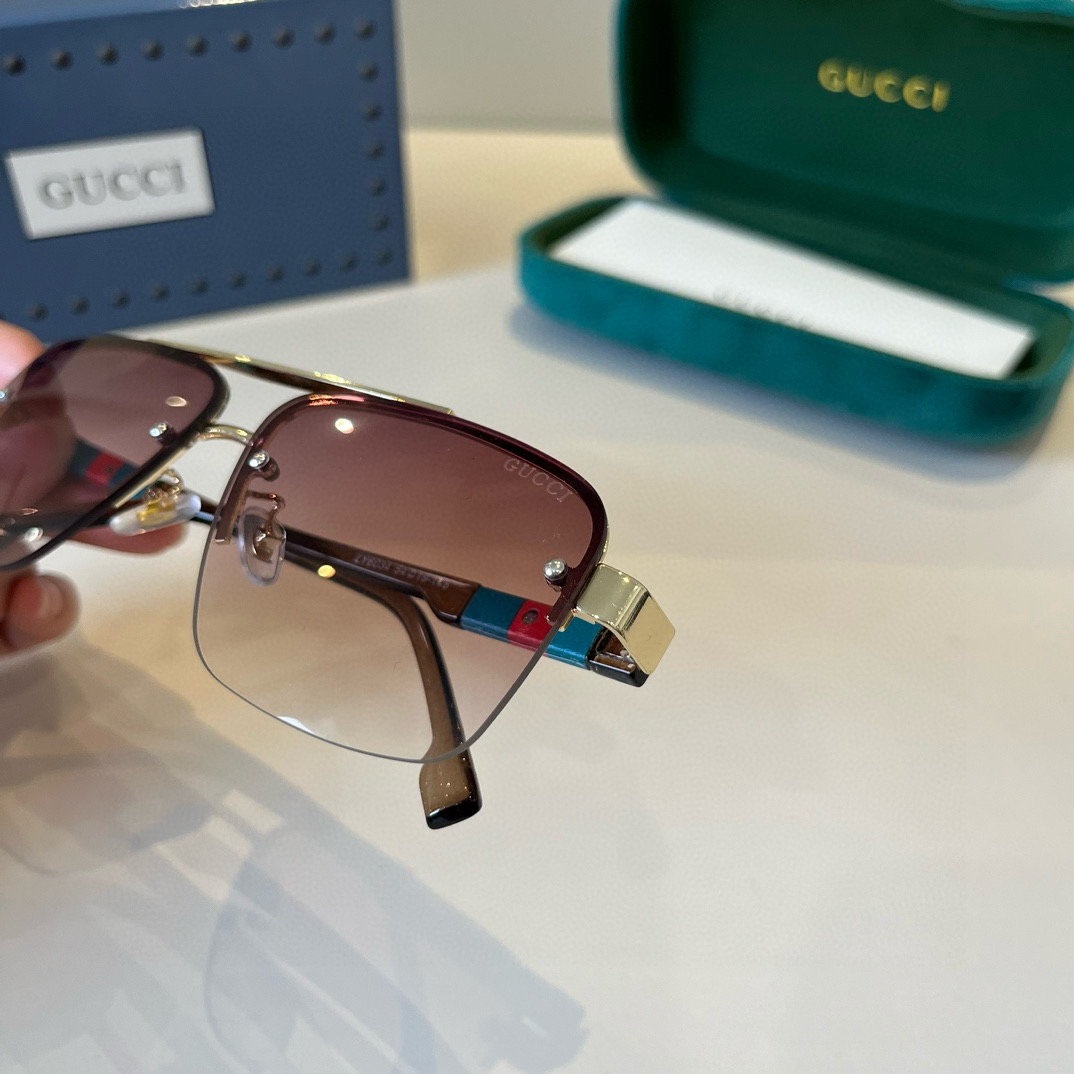 Gucci Square Frame Sunglasses