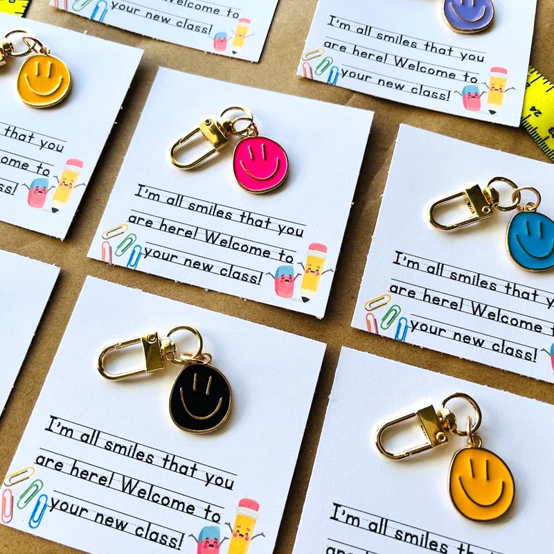 First day of school gifts for students / welcome to your new class
