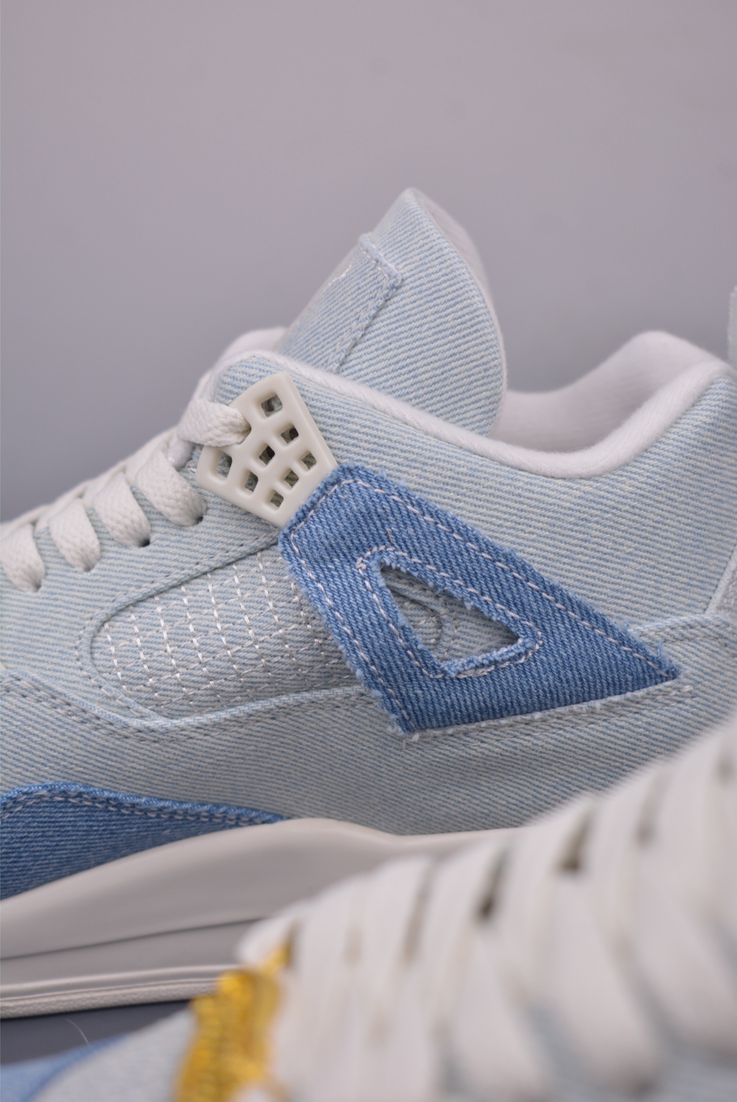 Air Jordan 4 Retro Denim Worn Blue Sneakers IB6716-100