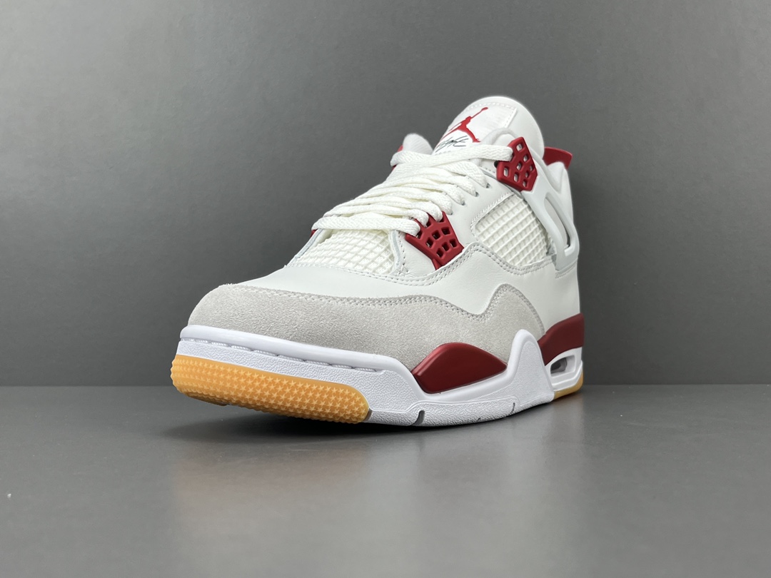 Nike SB x Jordan Air Jordan 4 Varsity Red DR5415-106