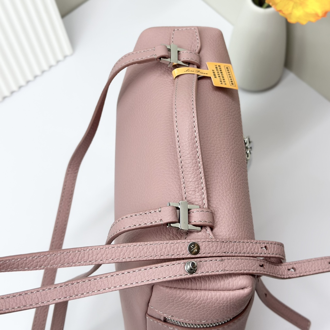 Loro Piana Extra poet L23.5 Square Backpack FAI6491