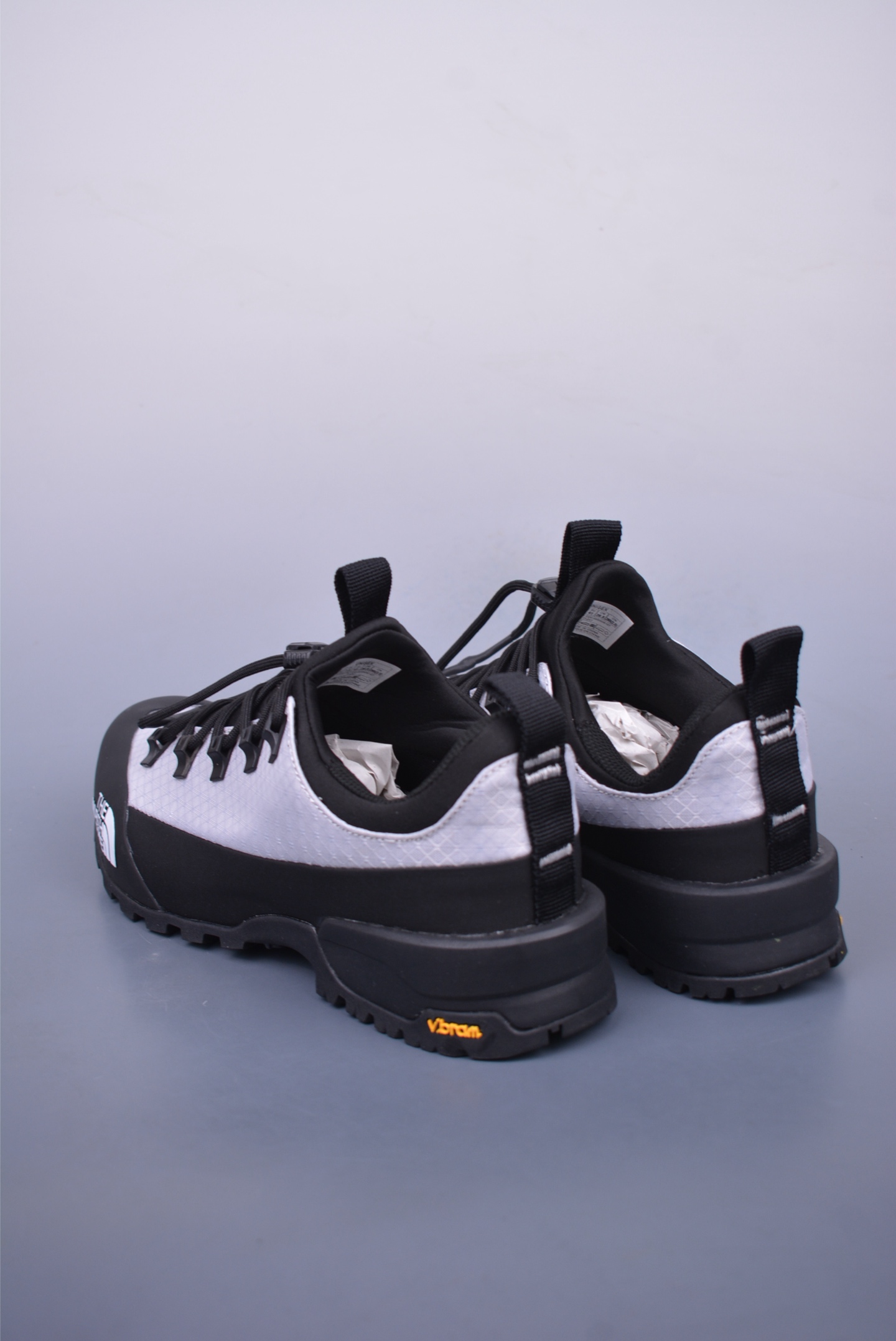 The North Face Glenclyffe Low Sneakers Black and White NF0A817B