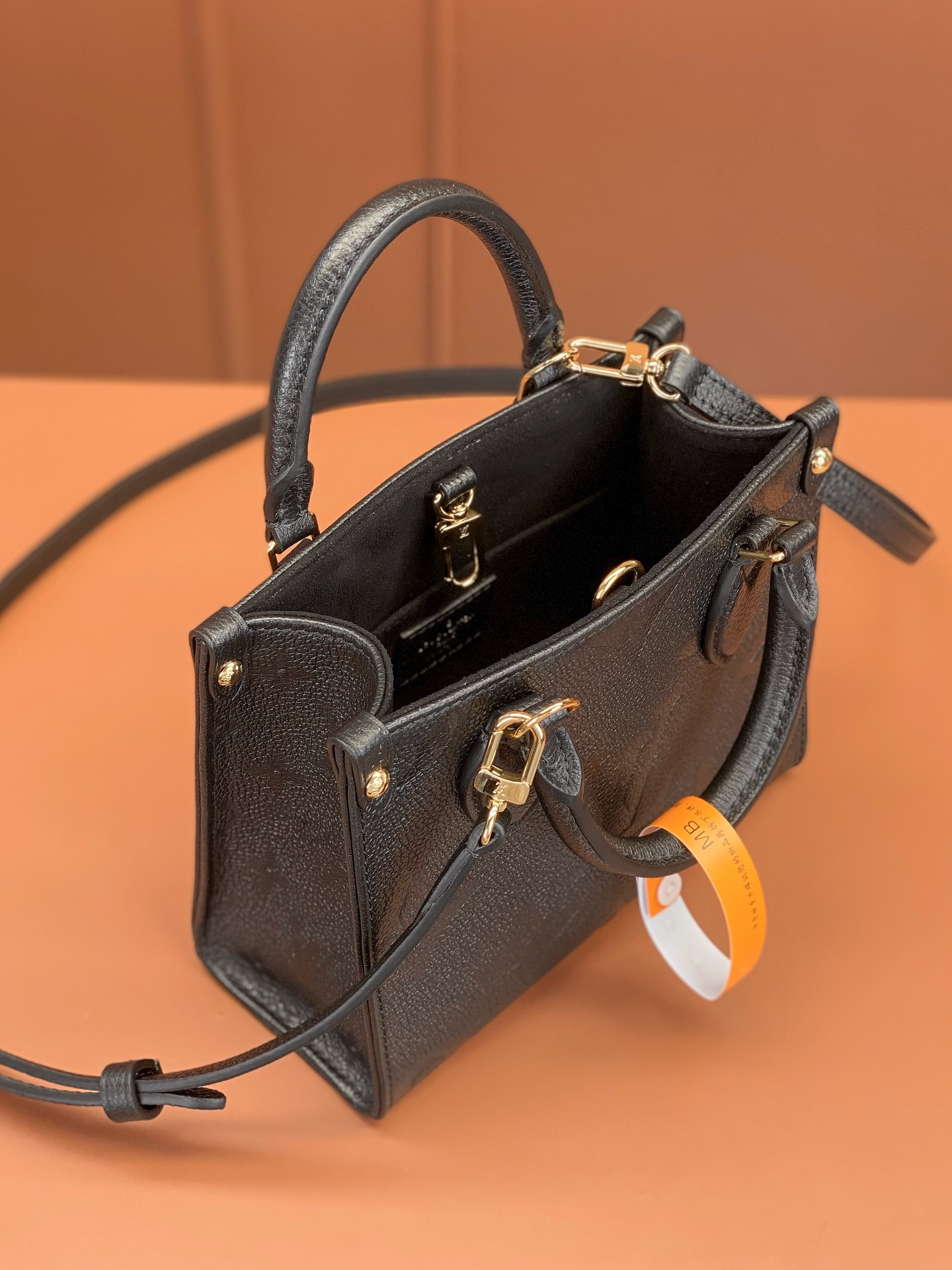 Louis Vuitton ONTHEGO BB Handbag M46993