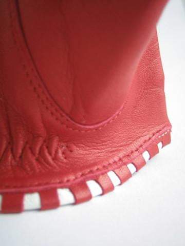 Coquettish Leather Gloves