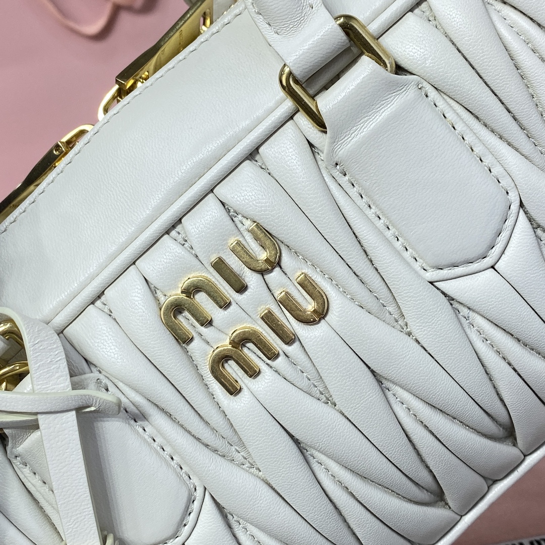 Miu Miu Wander Small Bag 5BC125