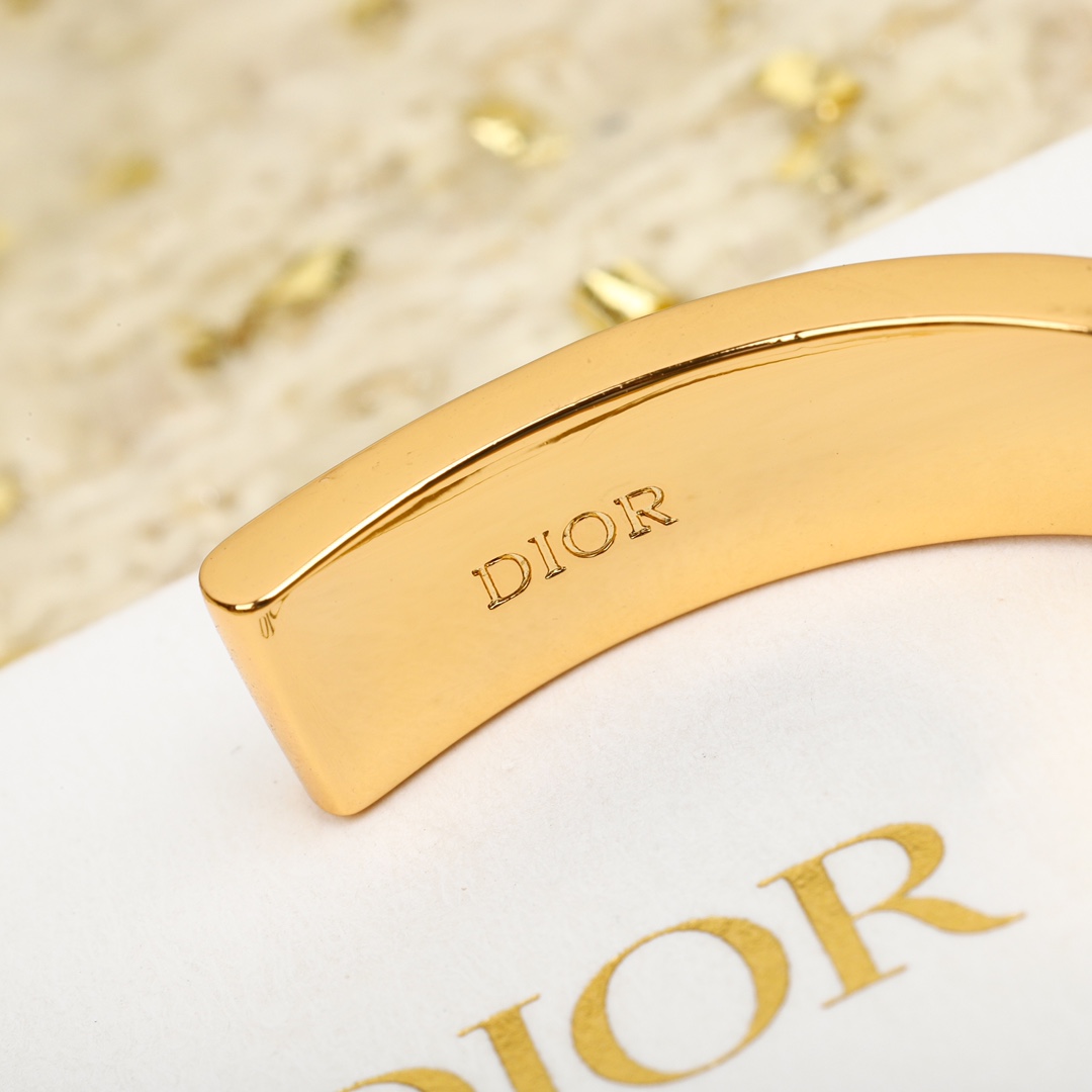 Dior Letter Open Bracelet