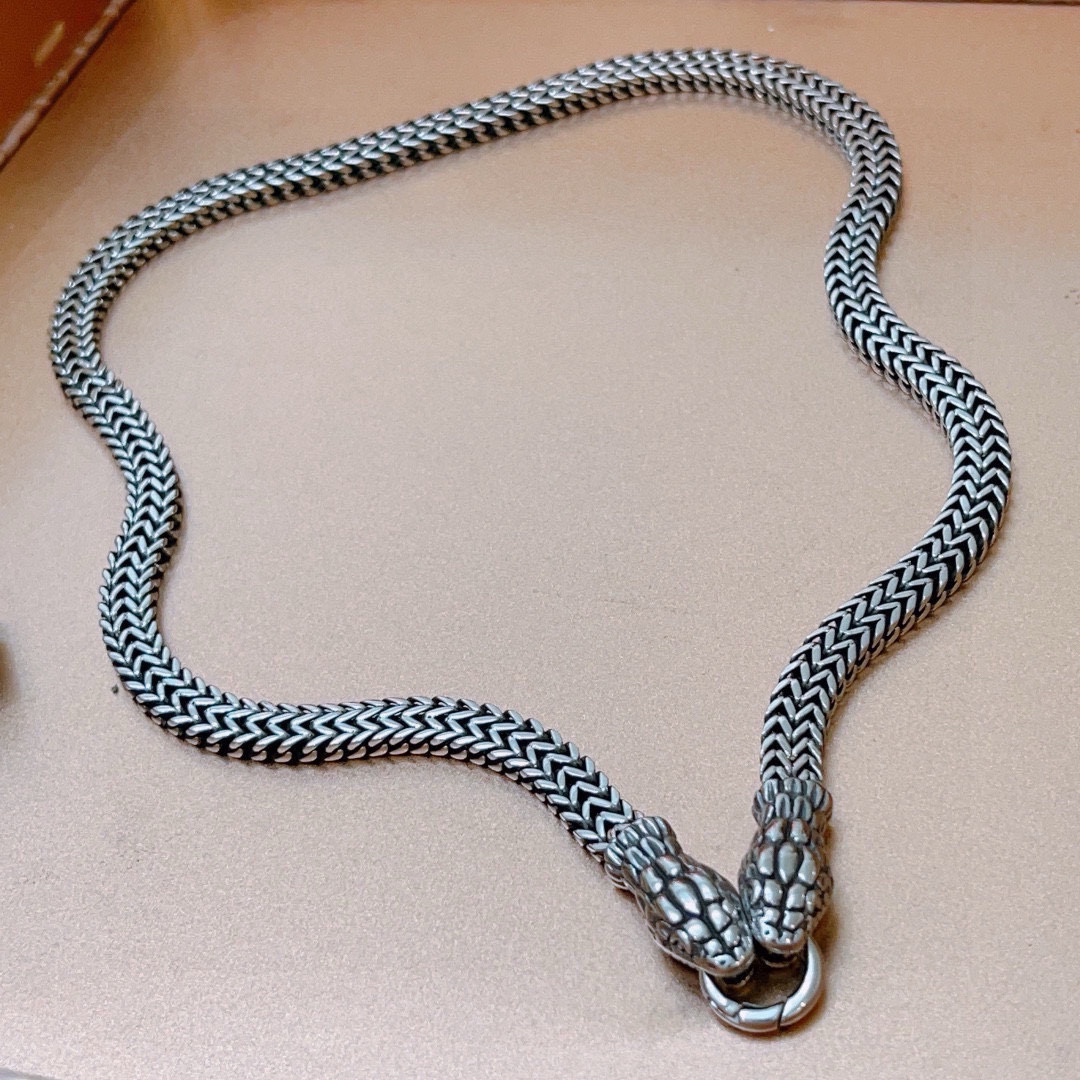 Gucci Anger Forest Series New Two-Headed Snake Vintage Necklace