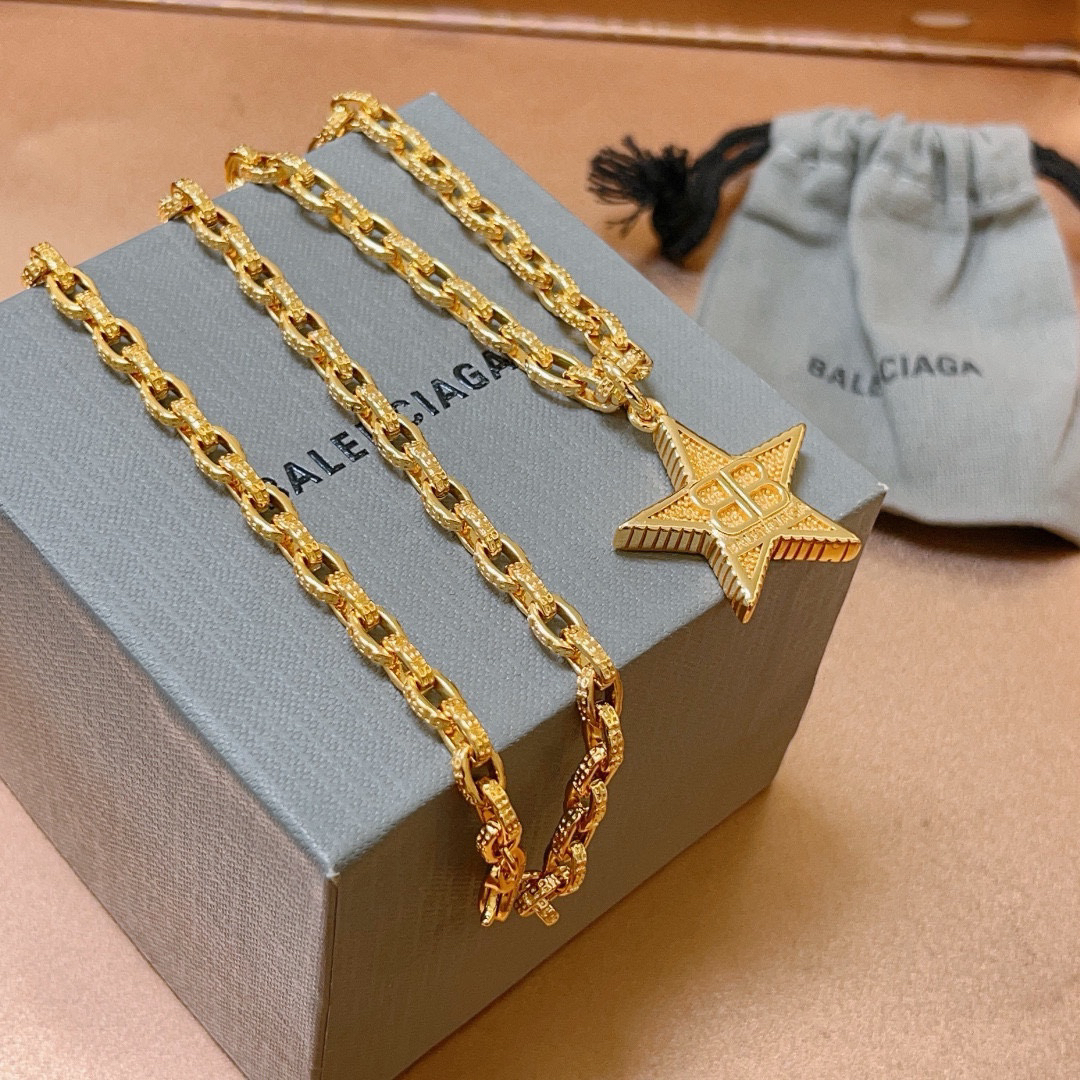Balenciaga Gold Five-pointed Star Chain Necklace