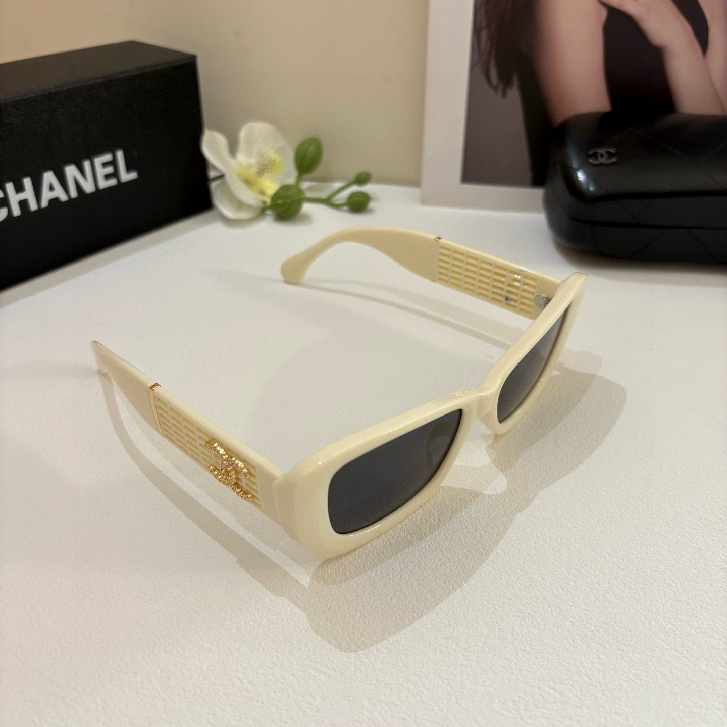 Chanel round frame sunglasses
