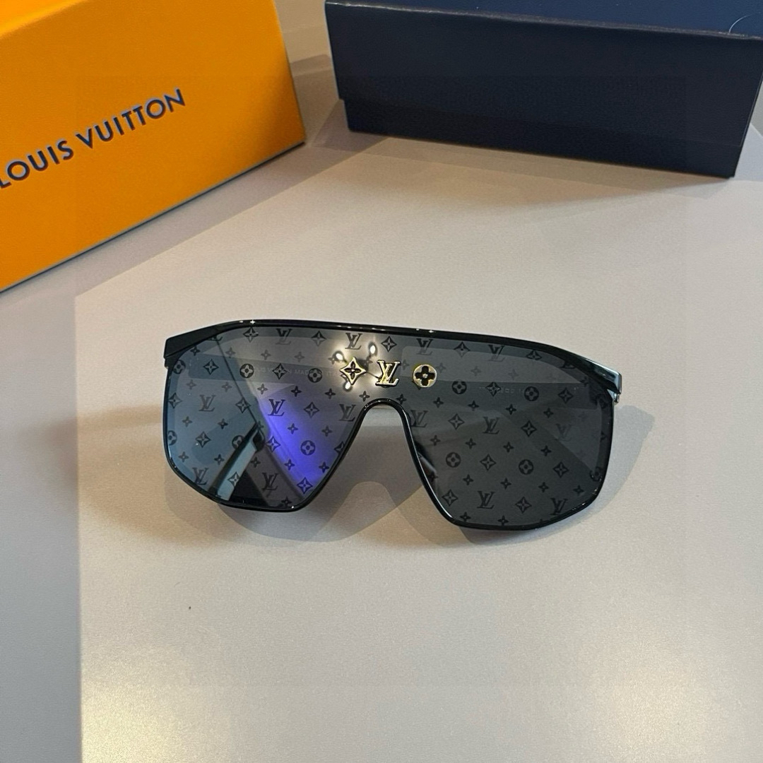 Louis Vuitton Square Frame Sunglasses