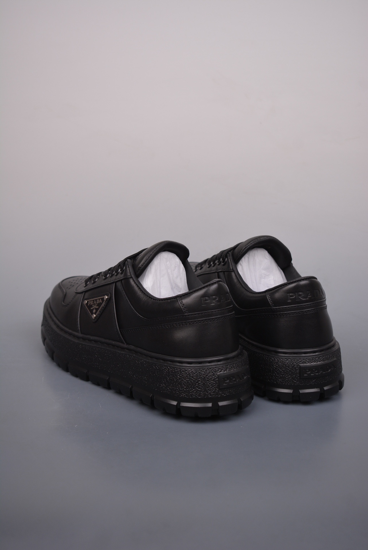 Prada Downtown Low Sneakers black