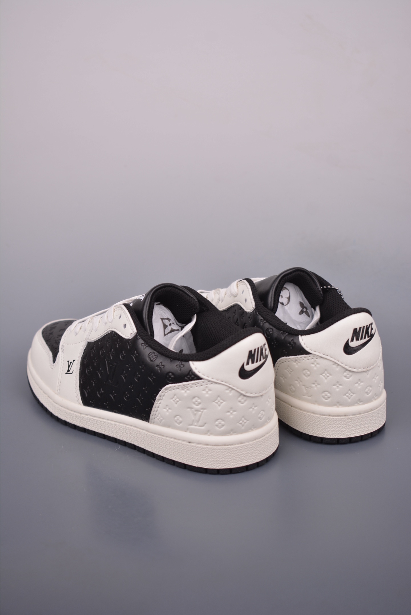 Louis vuitton X Air Jordan 1 Low 