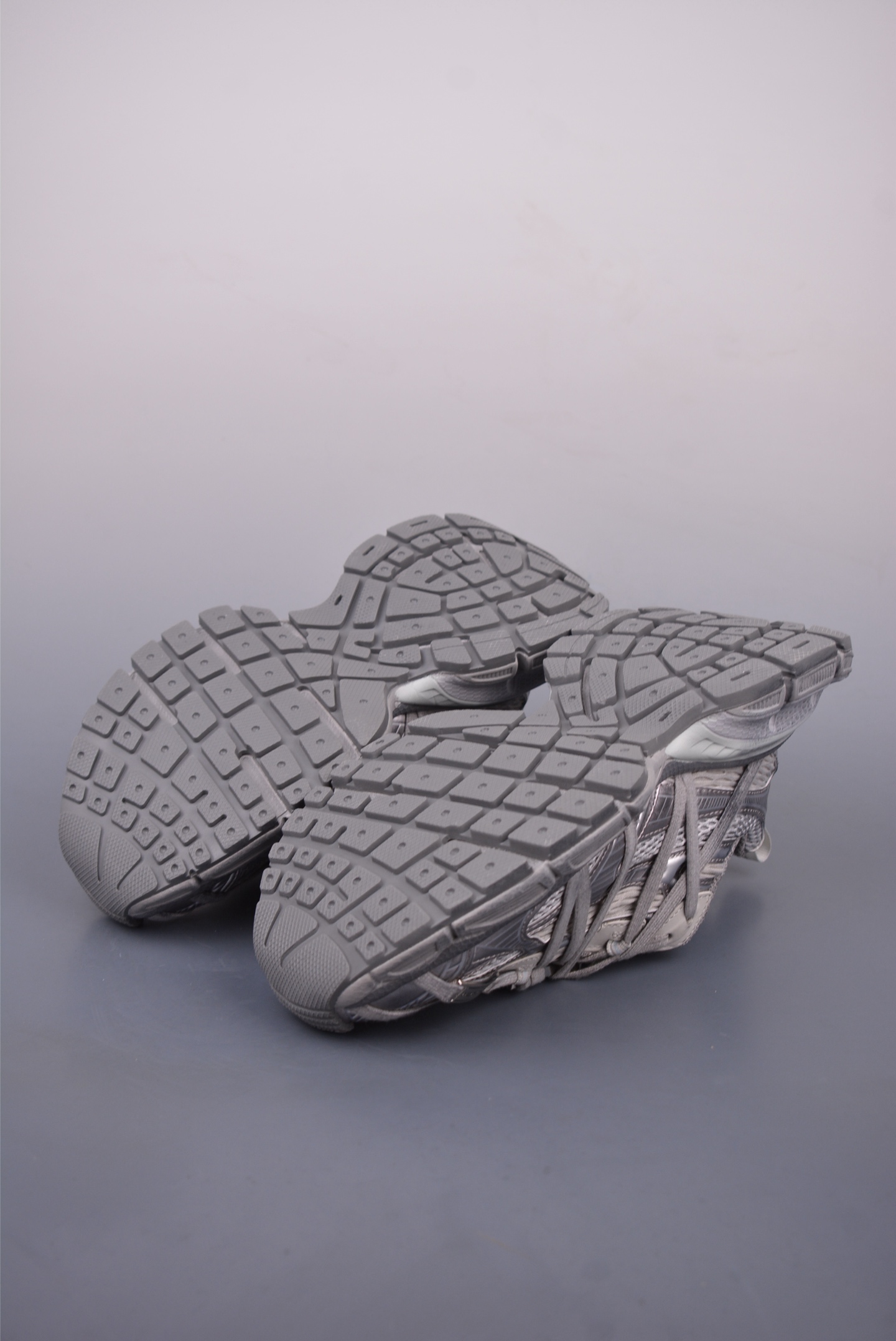 BALENCIAGA 3XL Sneakers 3+ 