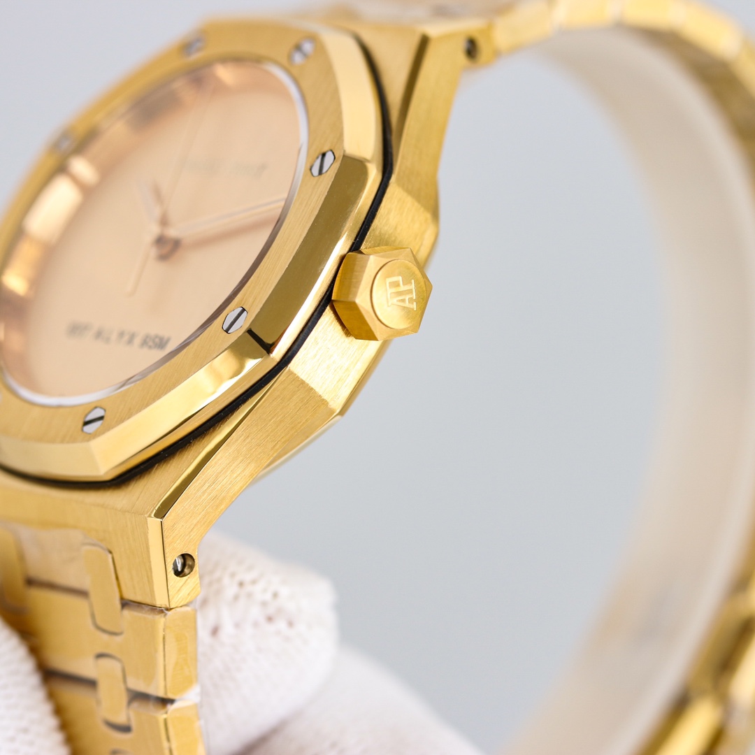 Audemars Piguet Royal Oak 15550BA.OO.1356BA.02