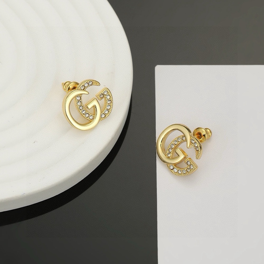 GUCCi GG diamond earrings
