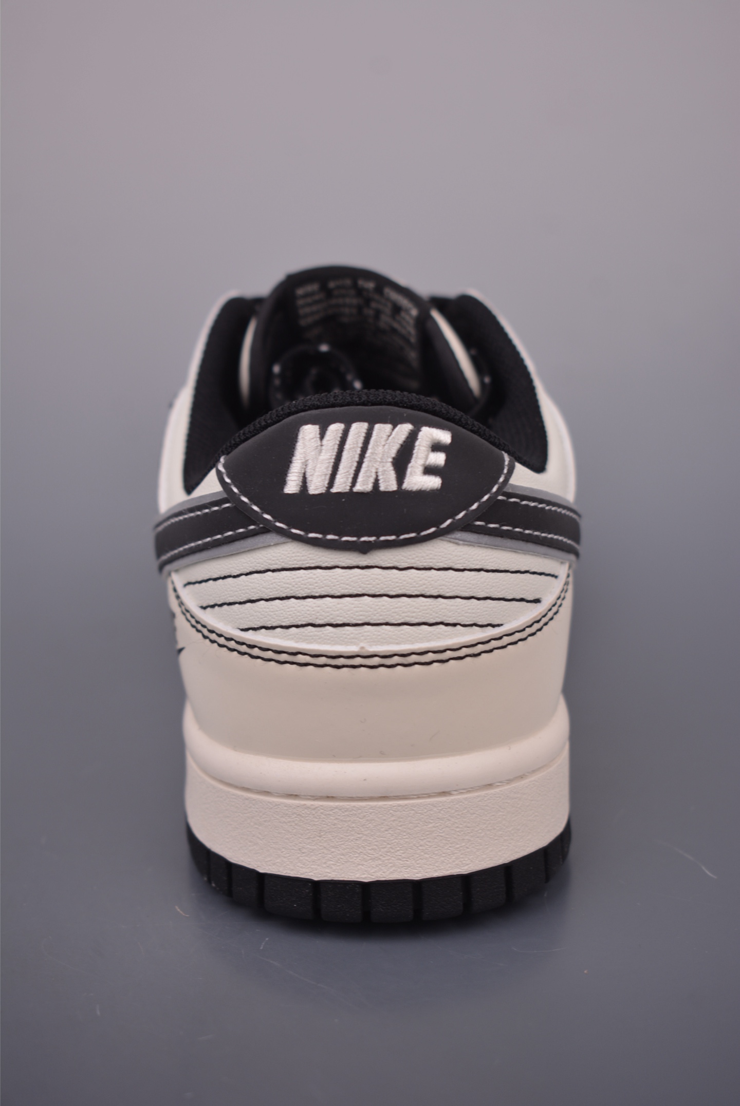 Nike SB Dunk Low “Beige Black”