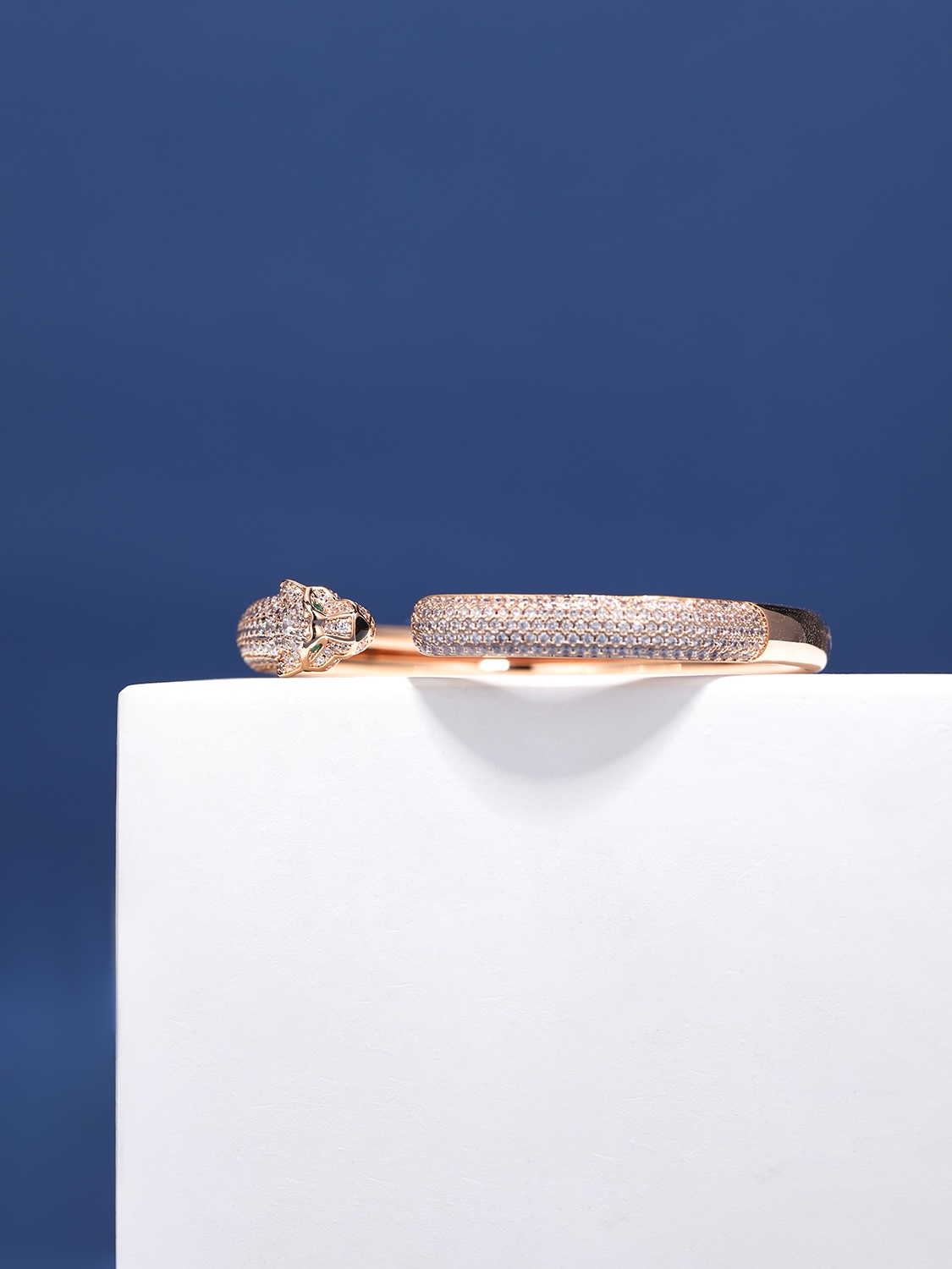 Cartier cheetah full diamond bracelet