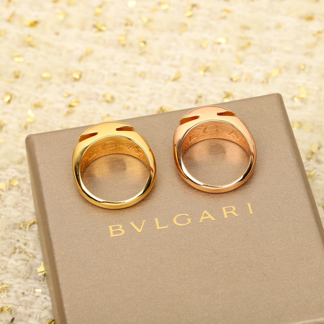 Bulgari Classic Convex Cabochon Ring