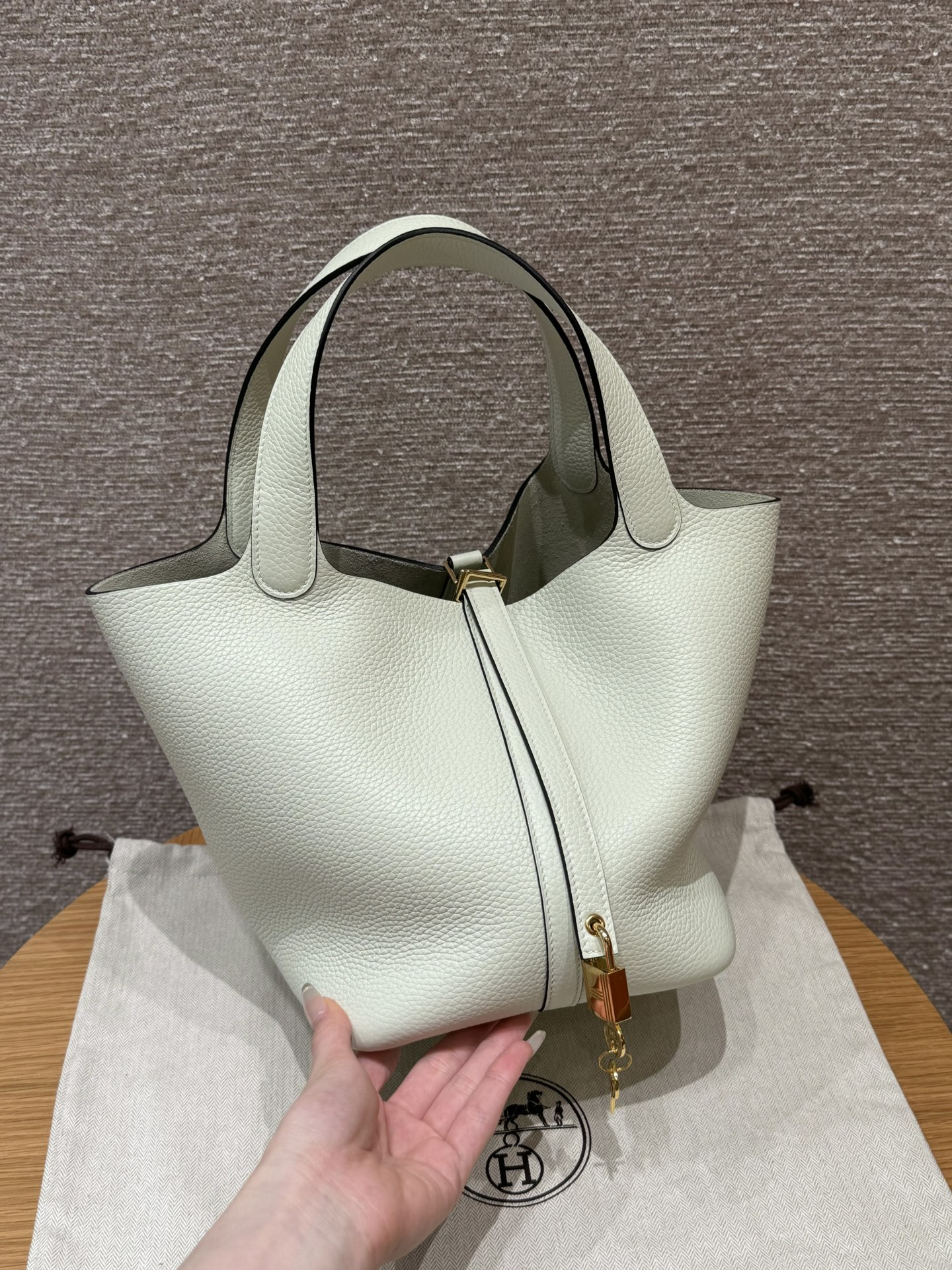 Hermès Picotin lo 0SVert Fizz Handbag (Handmade to Order)