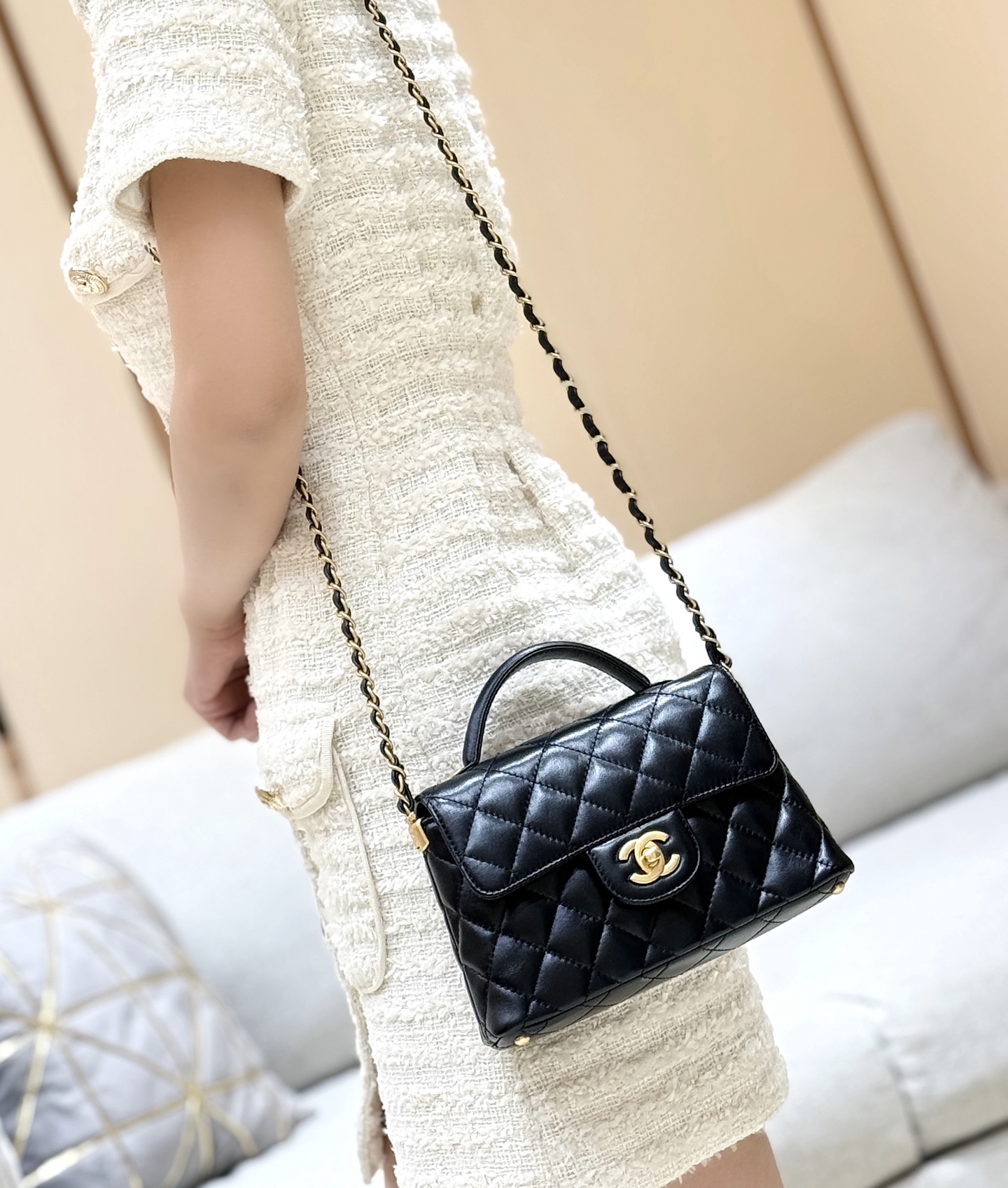 Chanel 25P Spring/Summer Preview Series Horizontal Kelly Handle Bag AS5354 00118