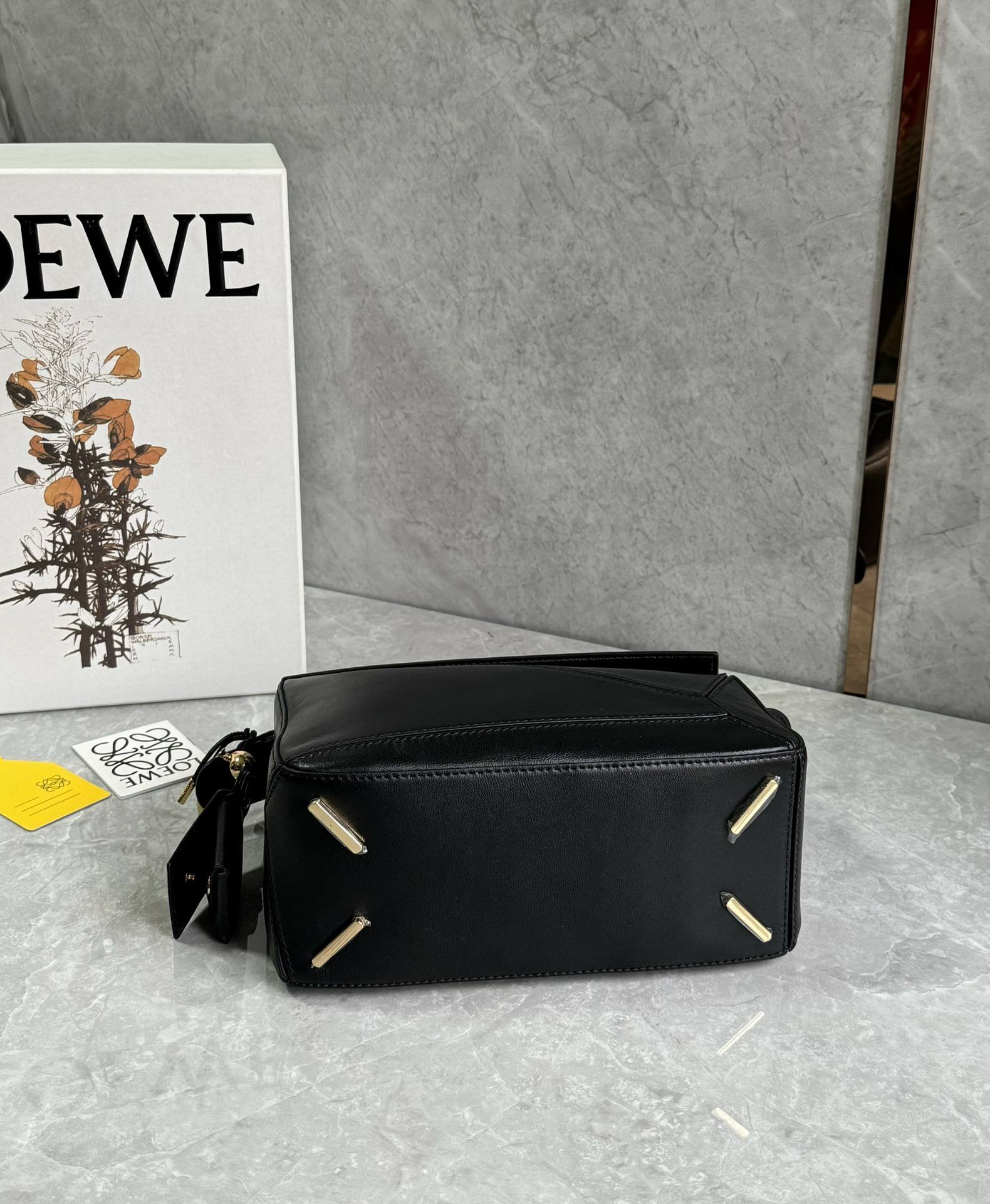 Loewe 10th Anniversary Bag 0189