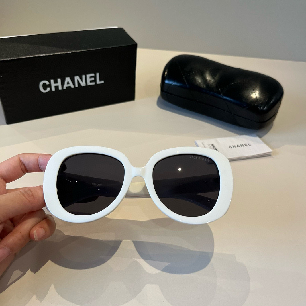 Chanel round frame sunglasses