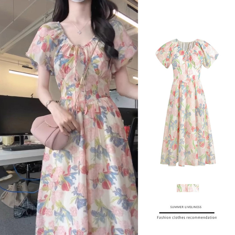 French tea break frock-sleeve floral dress