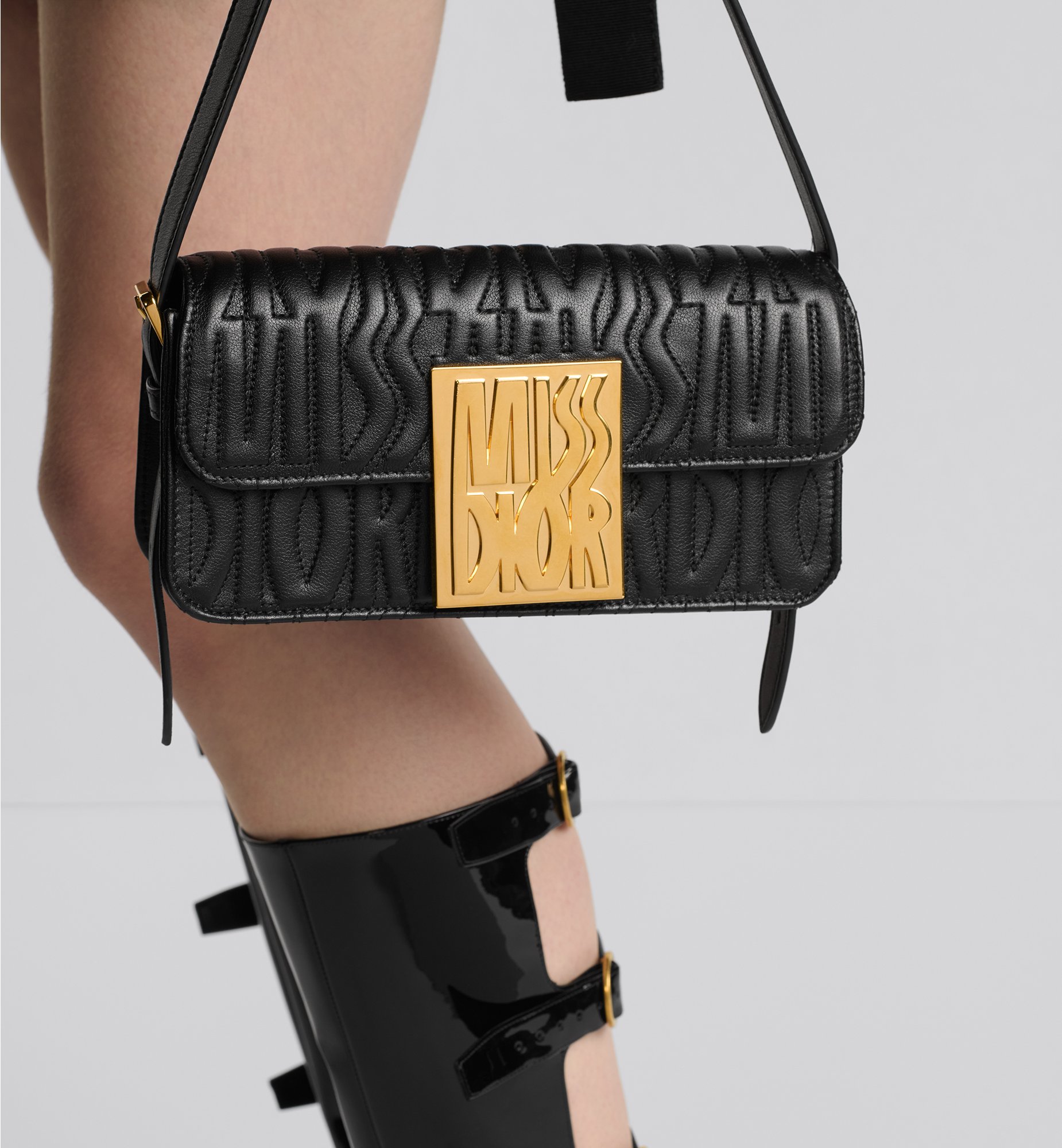 Dior Miss Dior Flap Bag M2610UBOS_M900