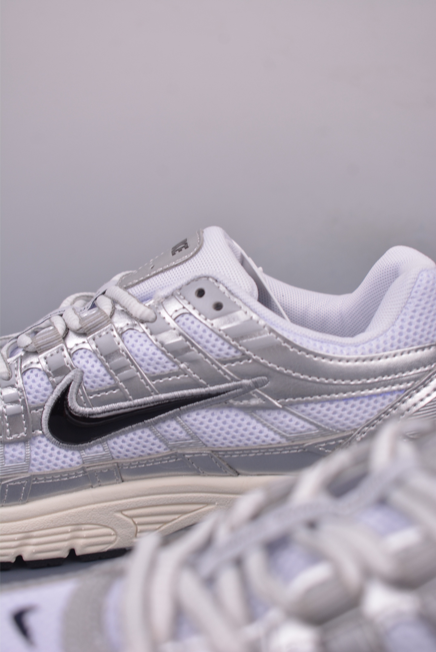 Nike Initiator Running INS sports shoes Silver Gray White Black CD6404-105