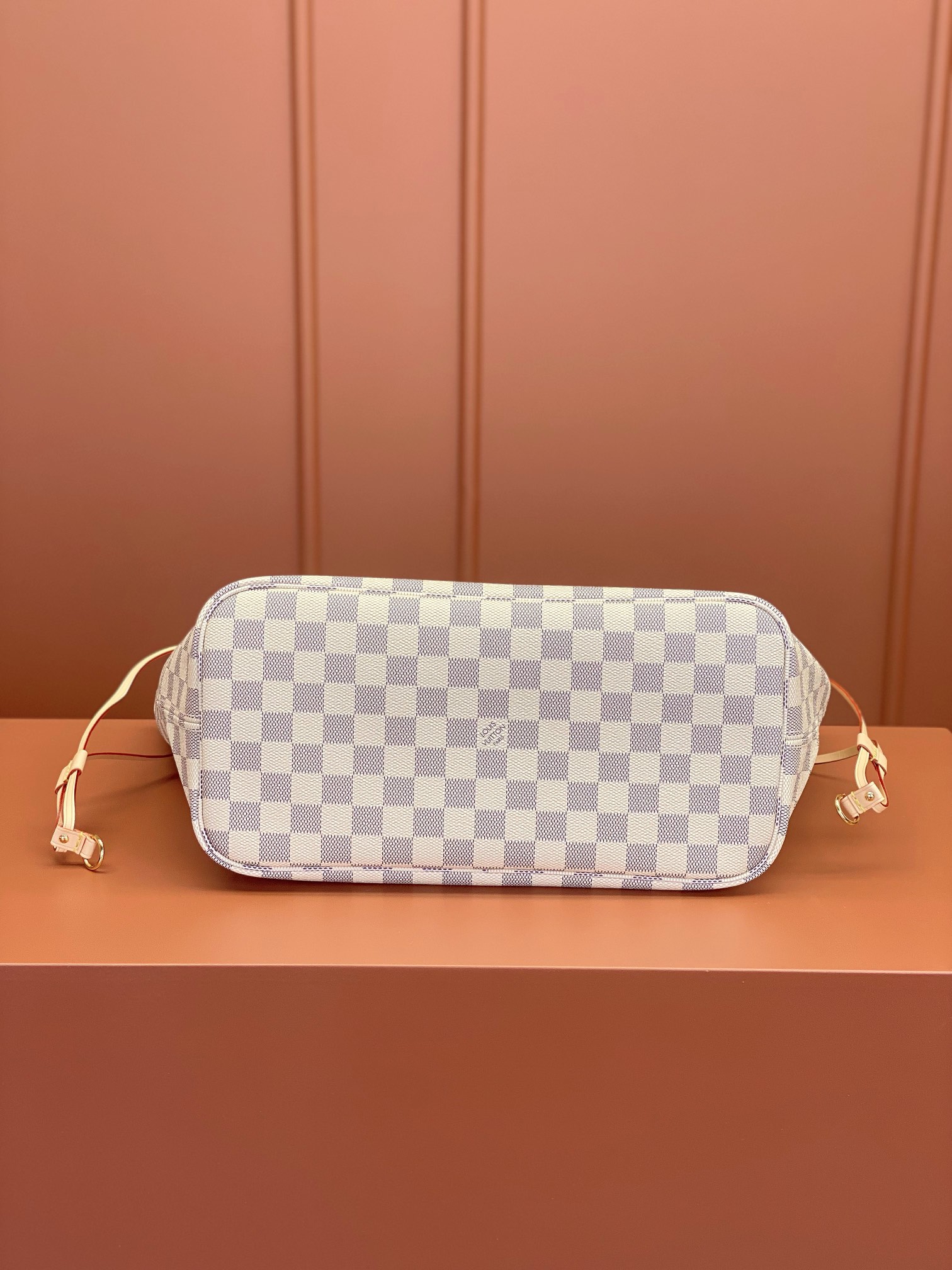 Louis Vuitton NEVERFULL Medium Handbag N41605