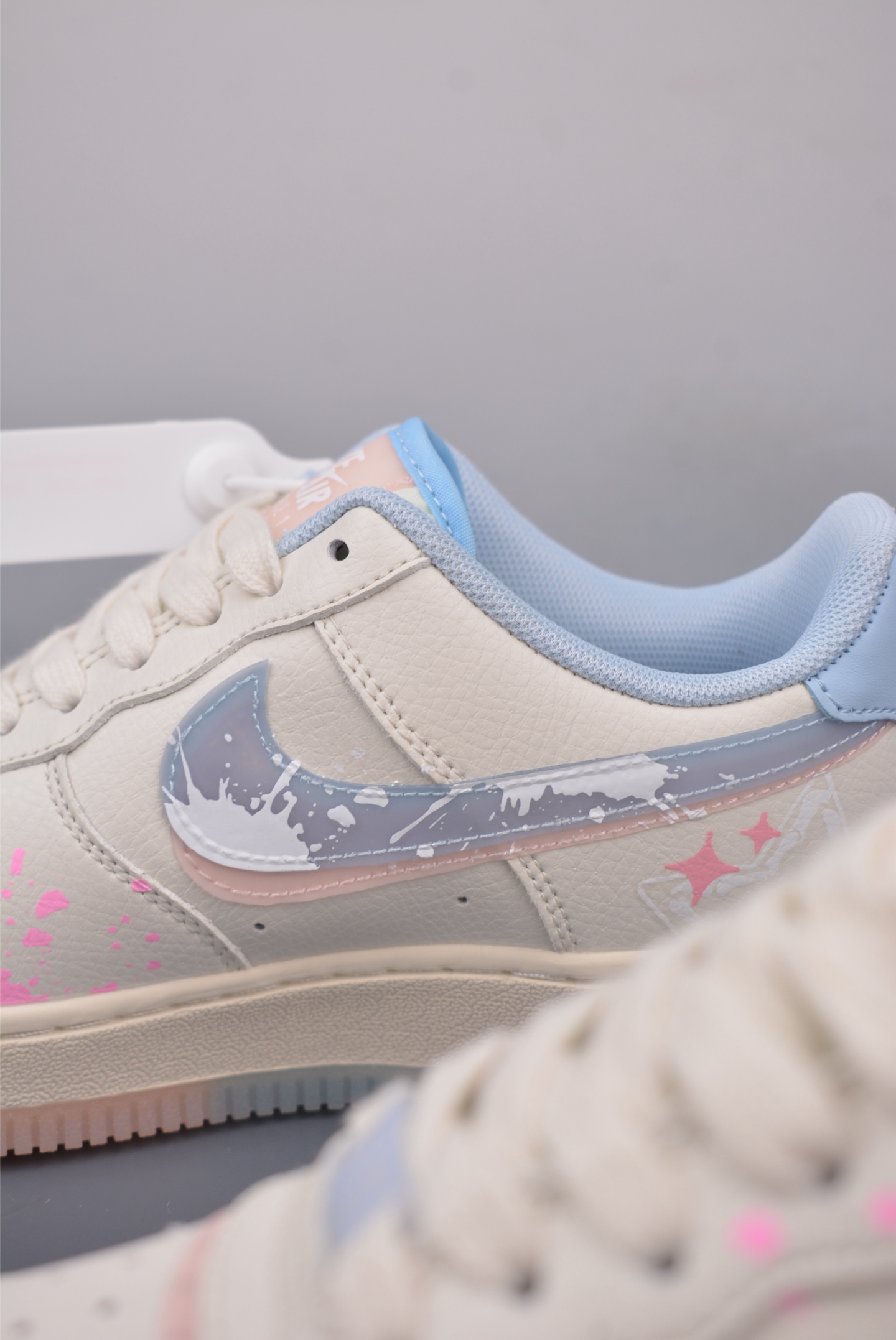 Nike Air Force 1 07 LV8 Low Sneakers Graffiti Blue Pink Heart CW1574-058
