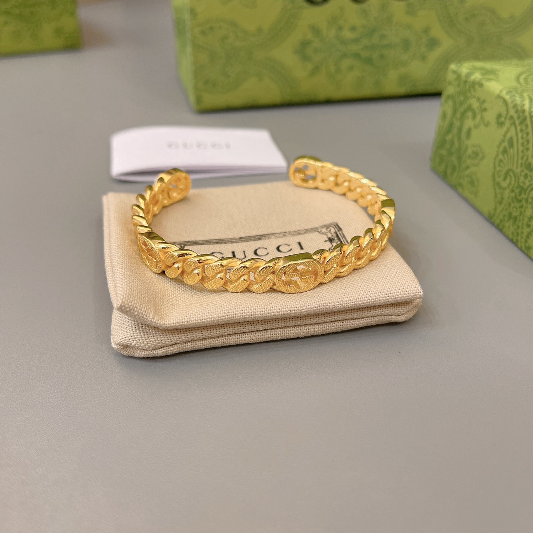 Gucci GG Flat Gold Bracelet