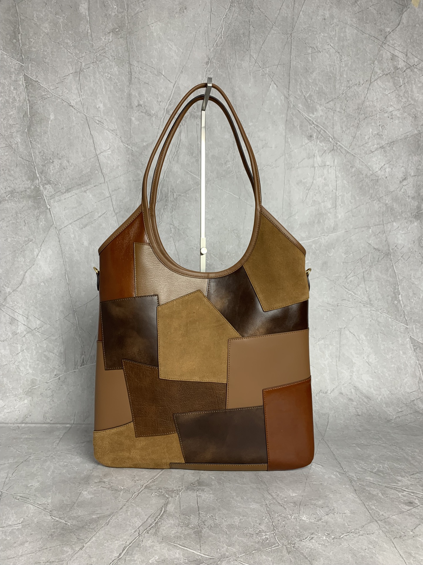 Miu Miu hobo tote 5BG231