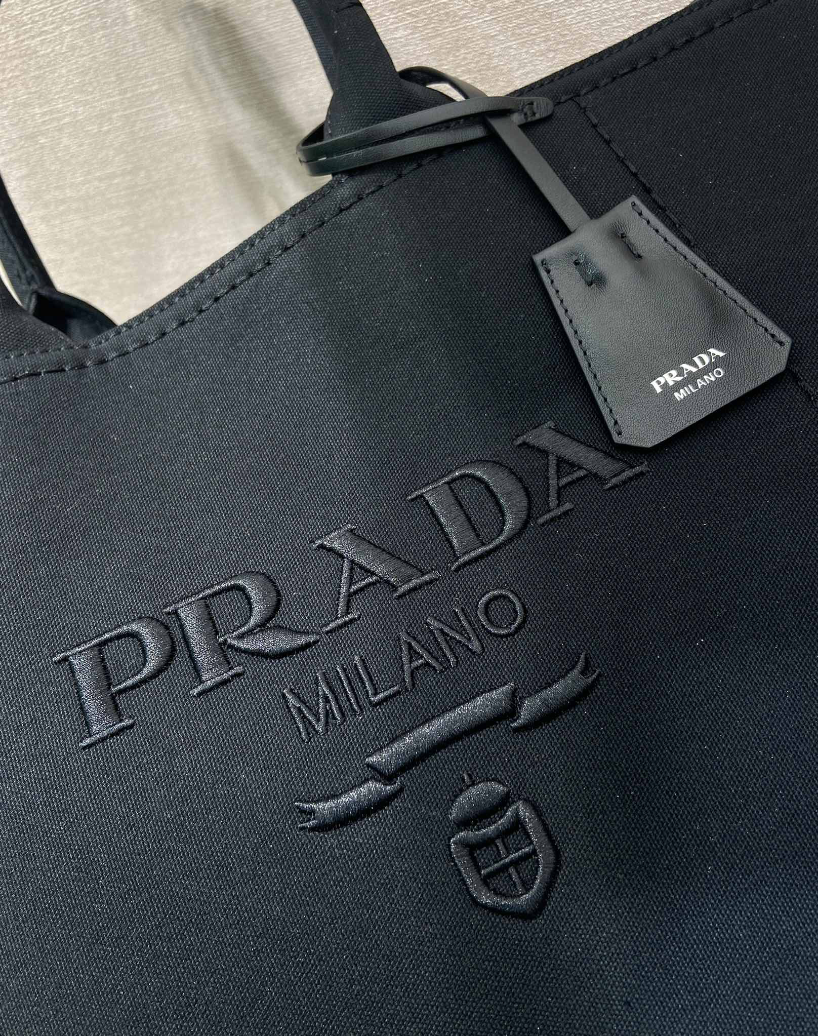 Prada Canvas Tote Bag 2VG131
