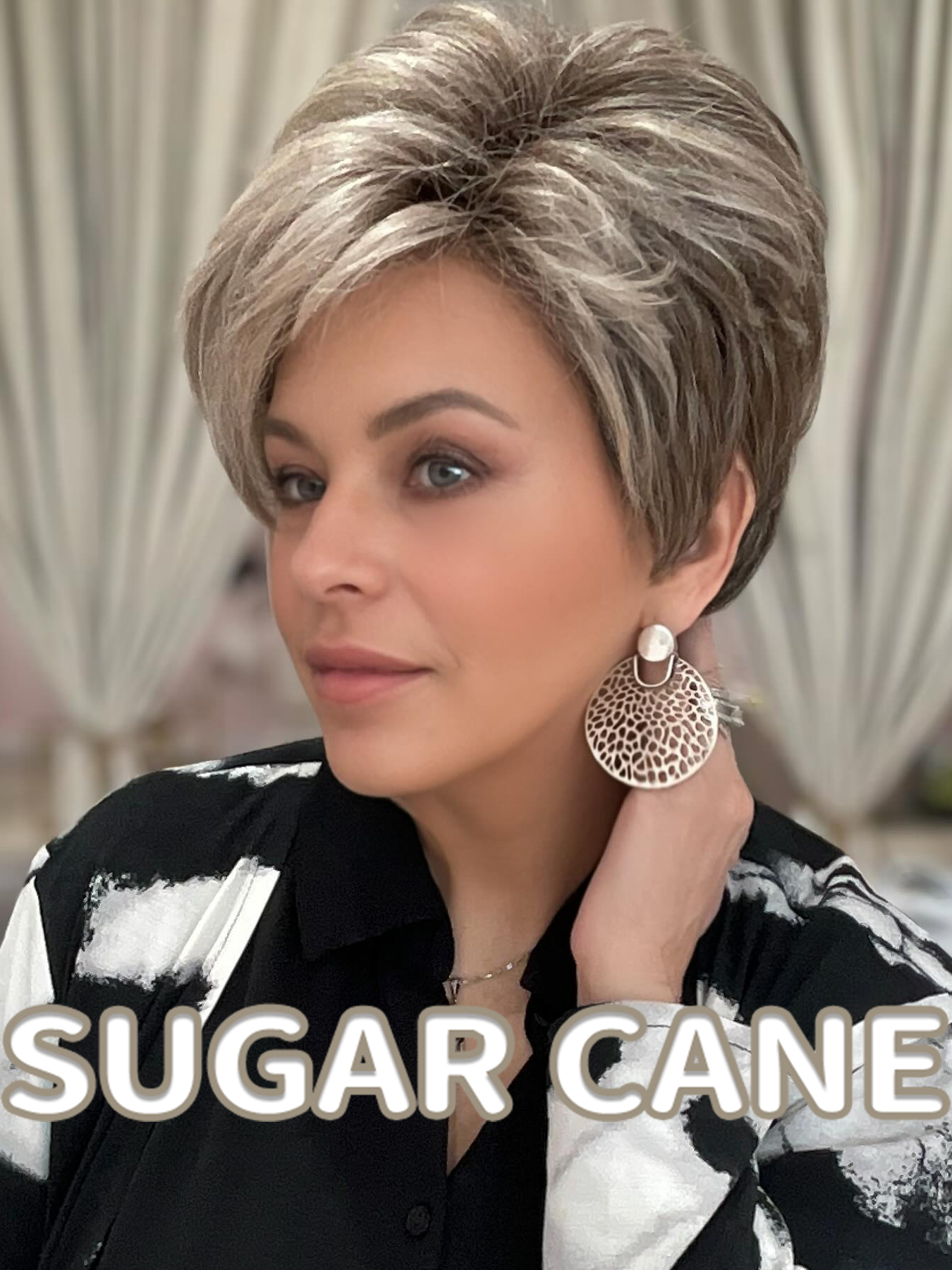 Sleek Short Bob Wig With Side-Swept Bangs