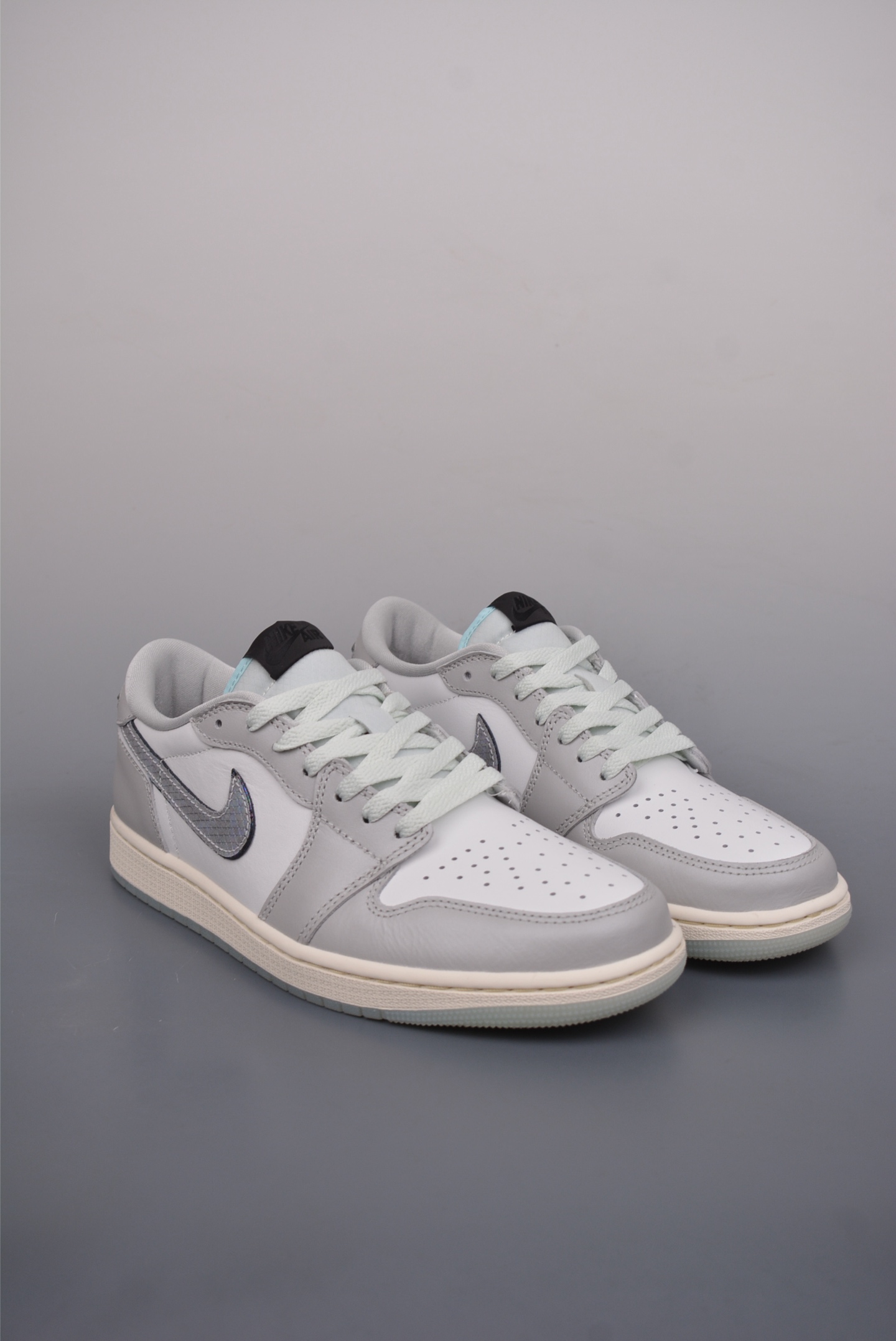 Nike Air Jordan 1 Low OG Year of the Snake light gray white HF3144-100