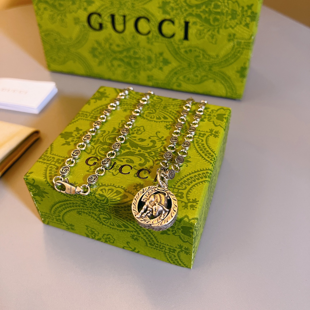 Gucci Anger Forest Series GG Bullfighting Vintage Necklace