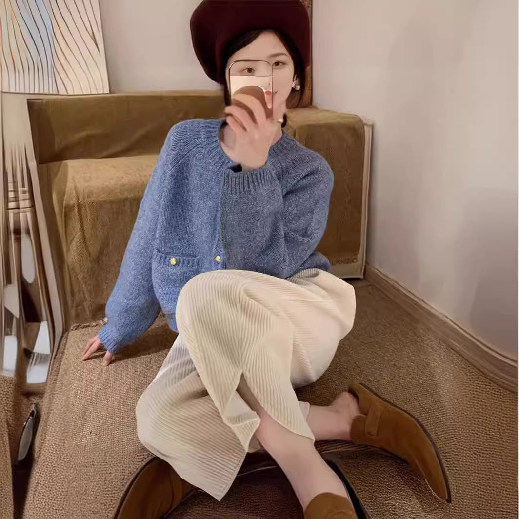 Loose Cropped Sweater Coat – Western Style with a Youthful Look