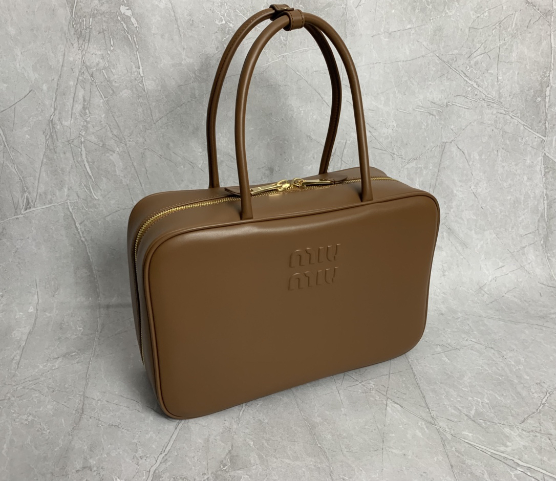 Miu Miu Brown Leather Briefcase 5BB117