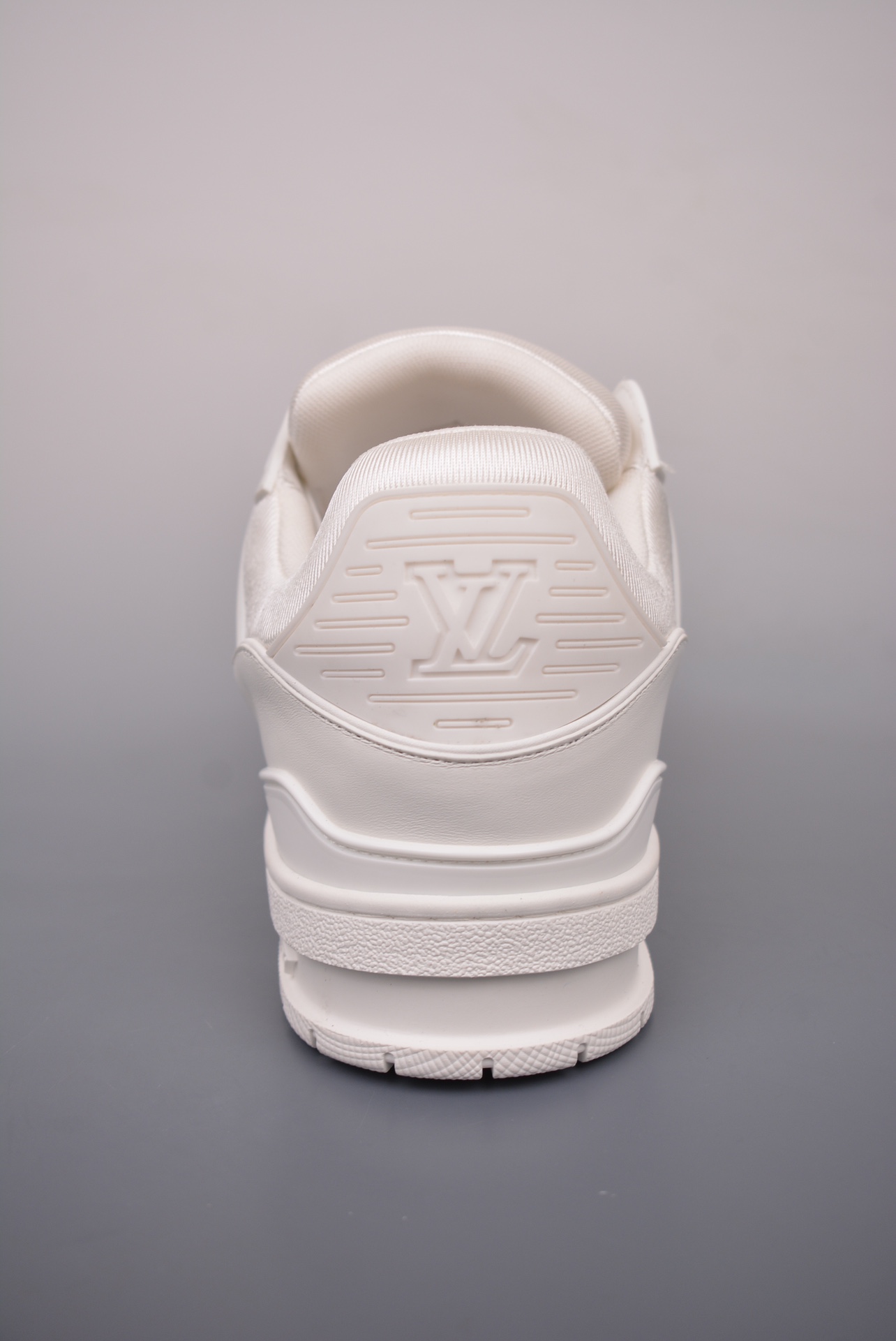 Louis Vuitton Trainer Sneaker Low Leather All White