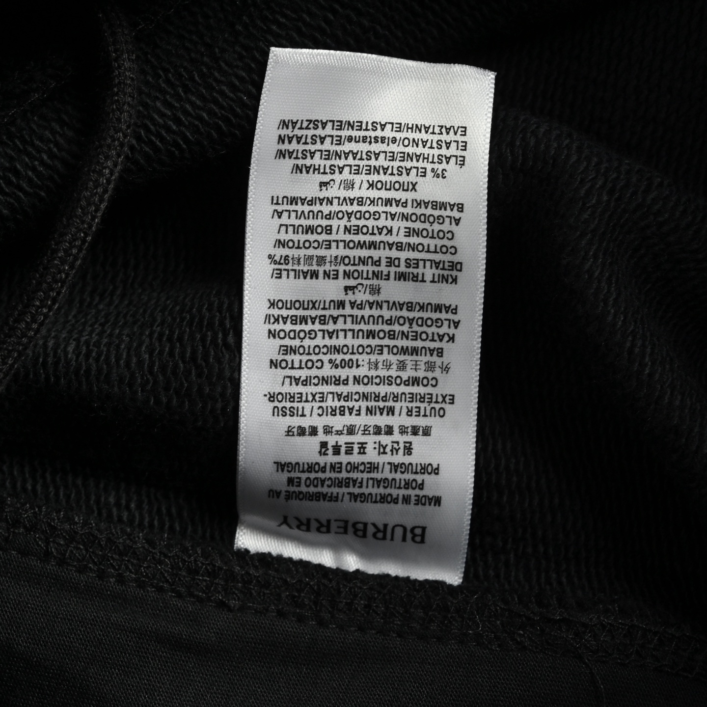 Burberry 25ss warhorse print shorts