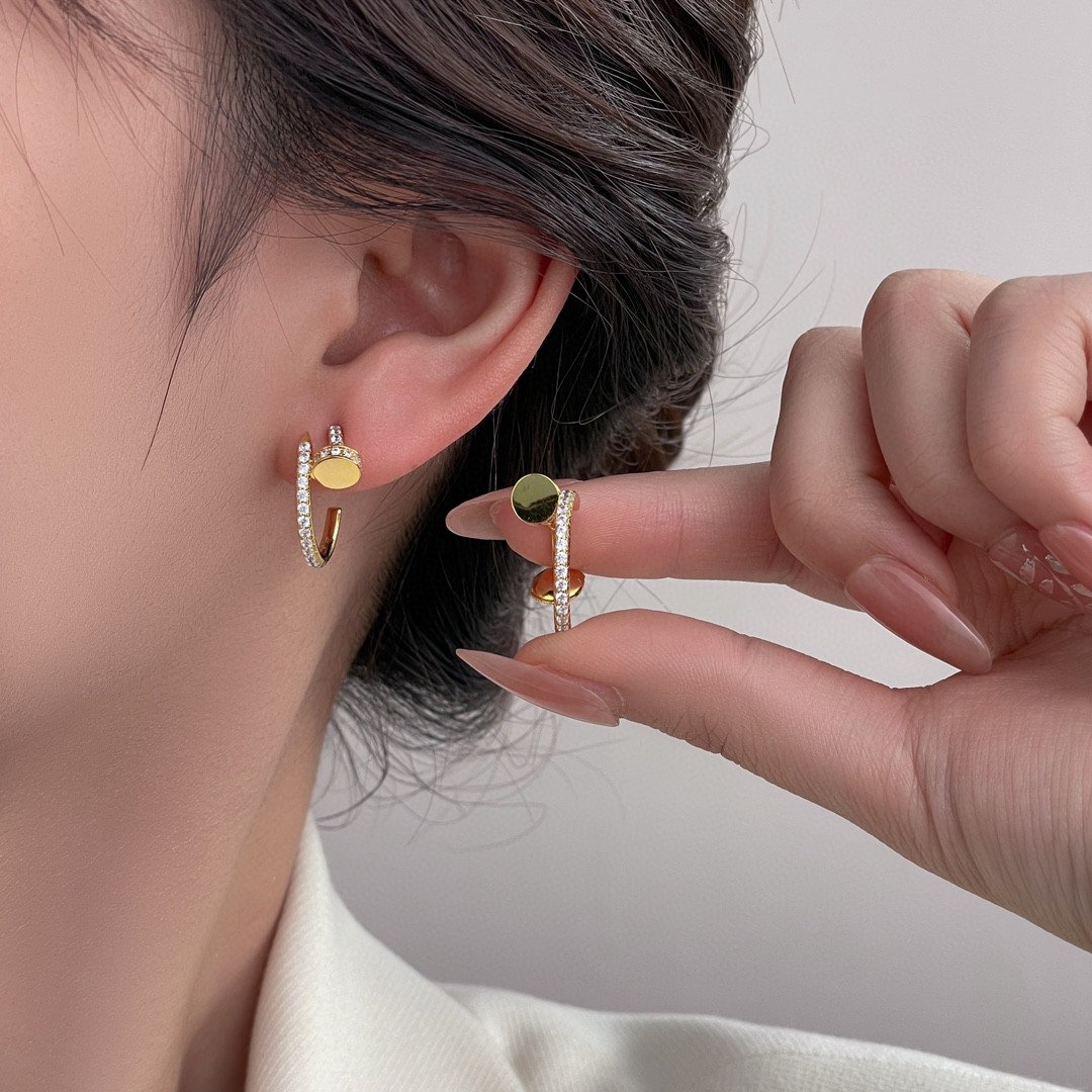 Cartier nail diamond earrings