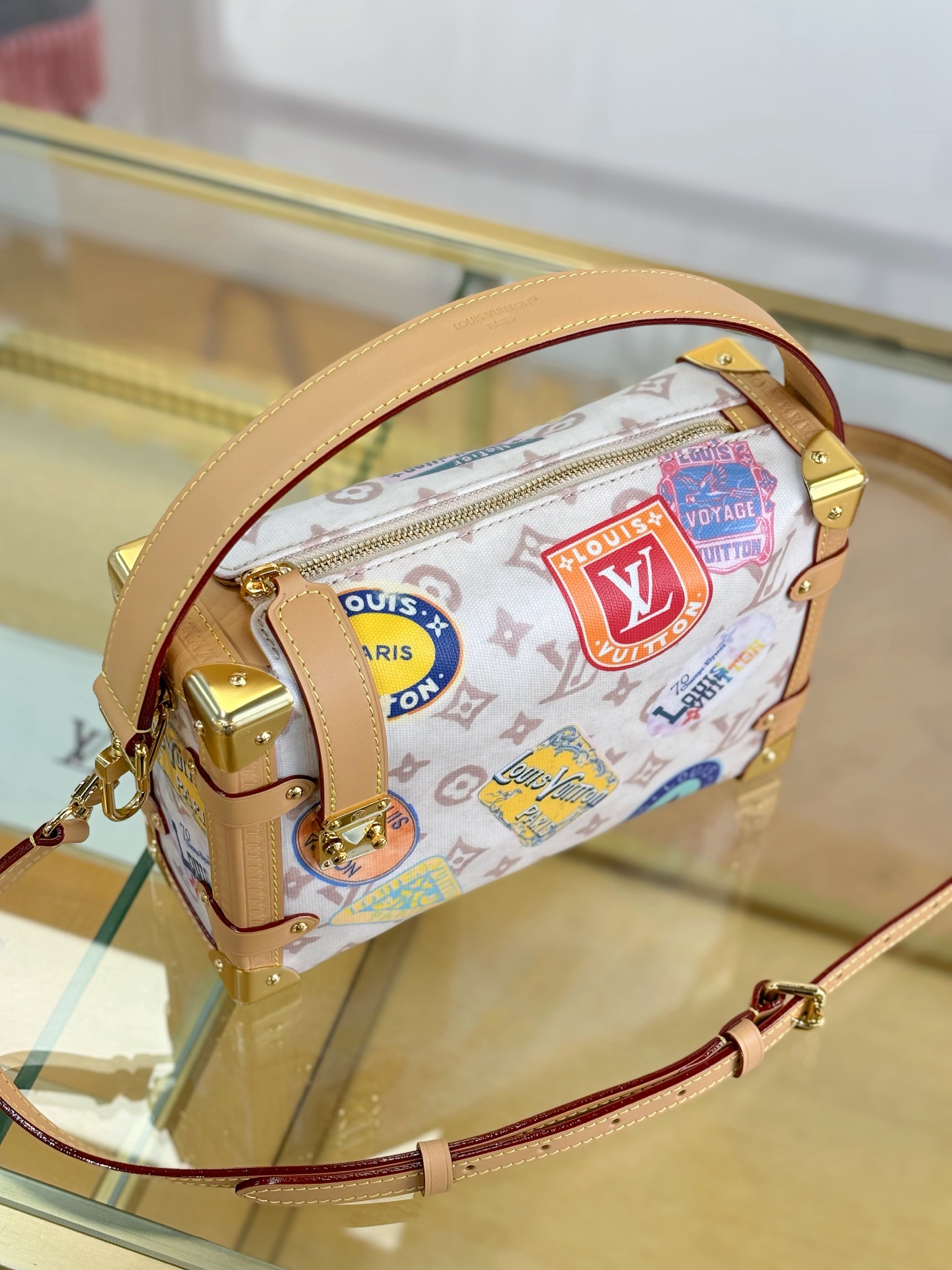 Louis Vuitton SIDE TRUNK Medium Handbag M14606