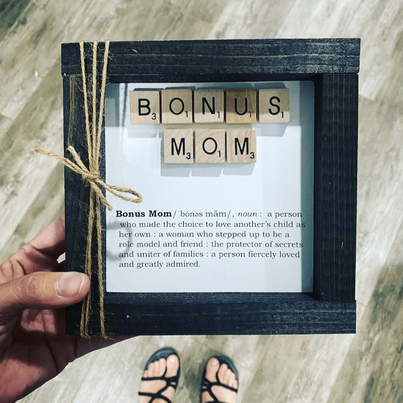 Bonus Mum Frame
