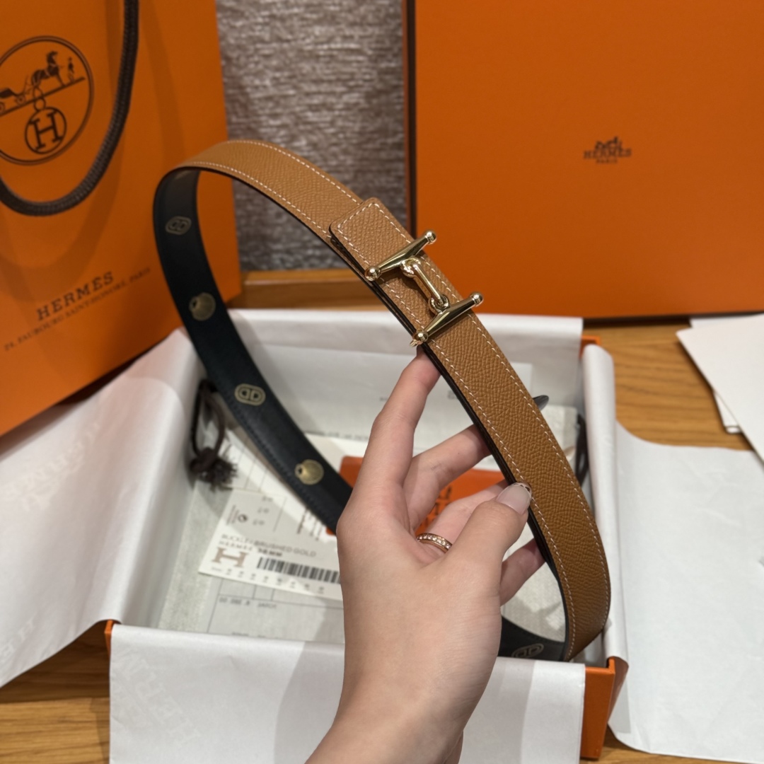 Hermès Women's Shell Element Double-Sided Leather Belt 2.4cm Width