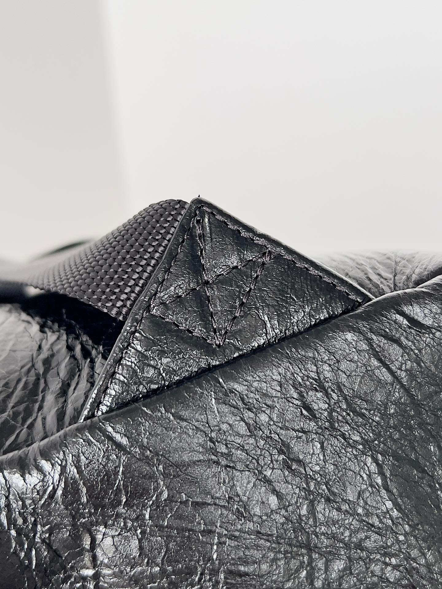 Balenciaga exorer backpack