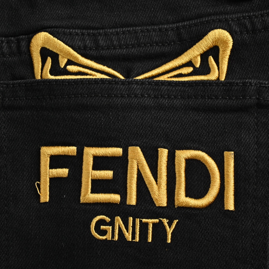 Fendi 23Fw back pocket embroidered jeans