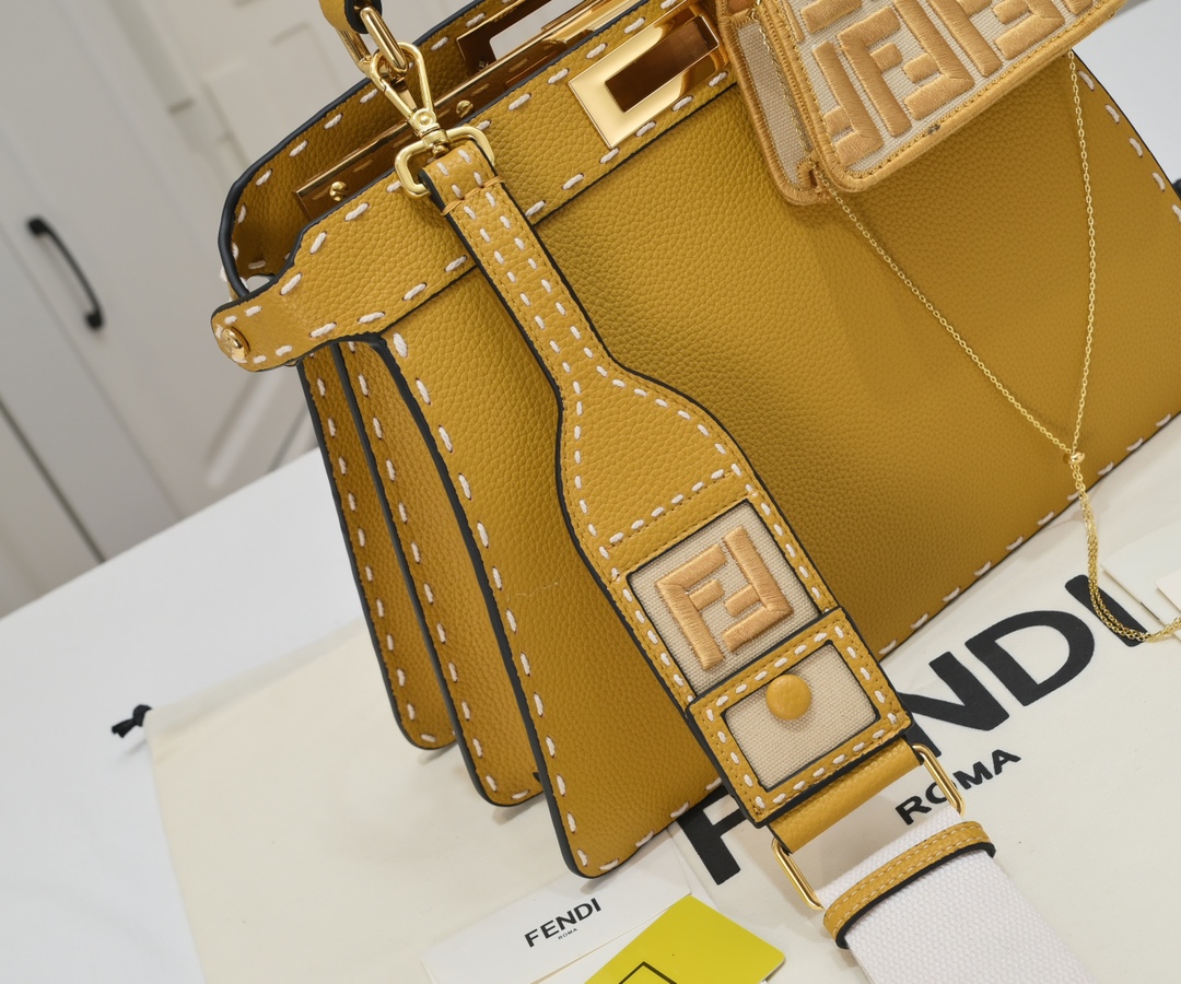 FENDI ekaboo ISeeU medium handbag 3310